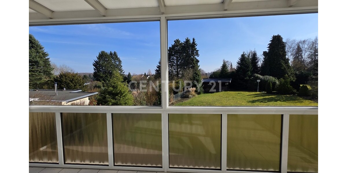 OG Aussicht aus dem geöffneten Wintergarten